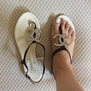 Chanel thong flat sandals